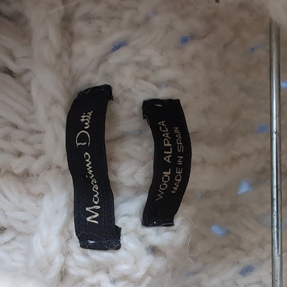 Massimo Dutti Cowl Neck Oversized Sweater/Shawl. Made in Spain. - Picture 2 of 7